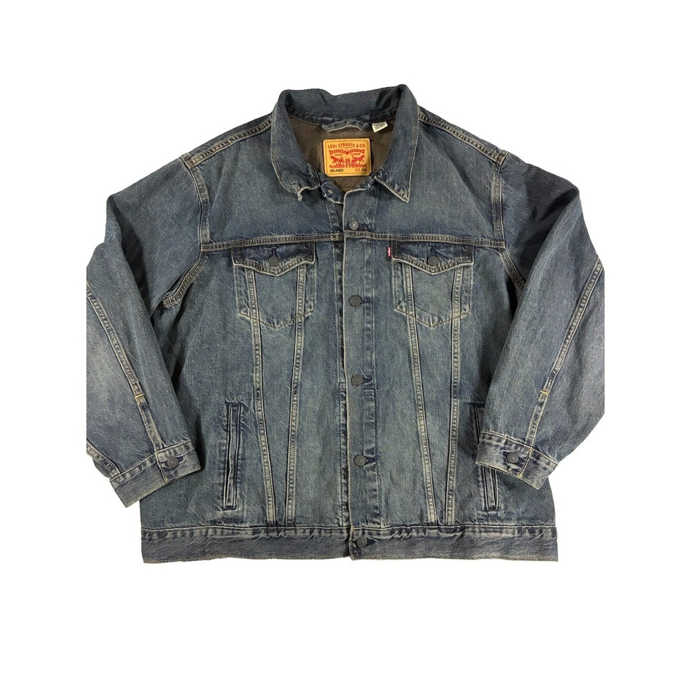 Y2K Levi Strauss Relaxed Fit Denim Trucker Jacket. Size 2XL. Classic Dark Wash